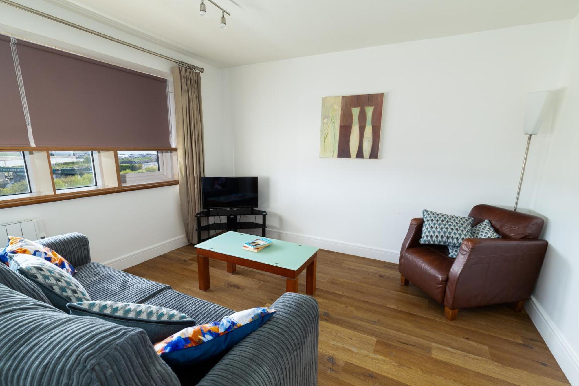 Geata Na Cathrach - Galway Lakeside Apartments Eksteriør bilde