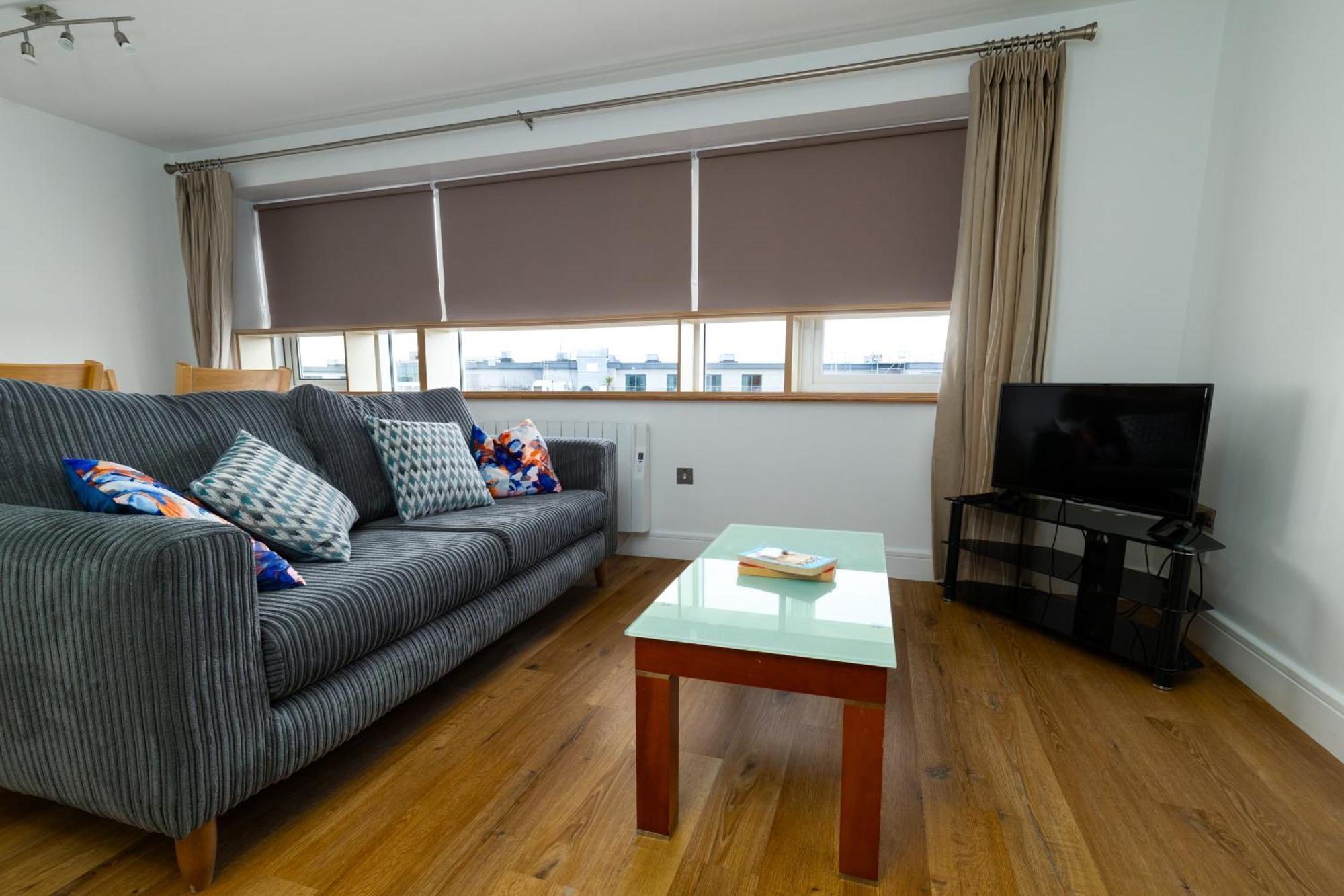 Geata Na Cathrach - Galway Lakeside Apartments Eksteriør bilde